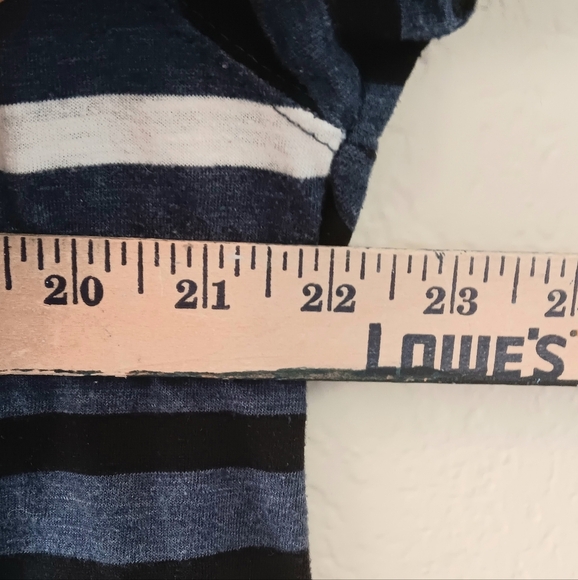 QUICKSILVER Striped Ringer Pocket Tee T-shirt L Black Red Skater Surfer Beach - Picture 6 of 8